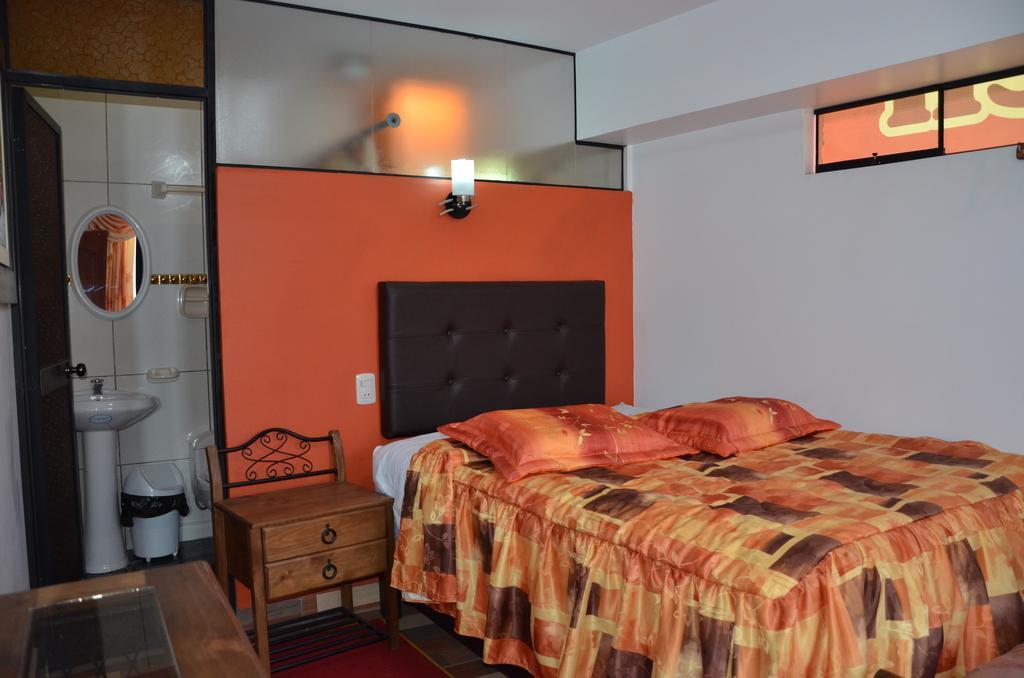 Hotel Residencial El Eden De Adan Y Eva Andahuaylas Kültér fotó