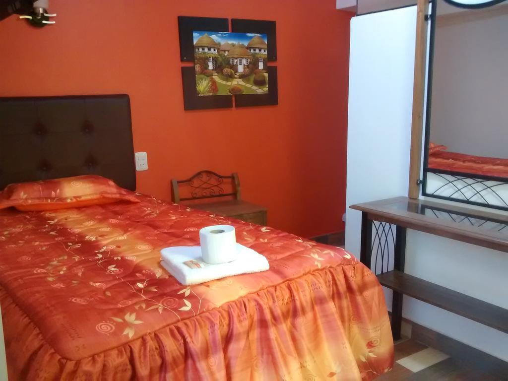 Hotel Residencial El Eden De Adan Y Eva Andahuaylas Szoba fotó